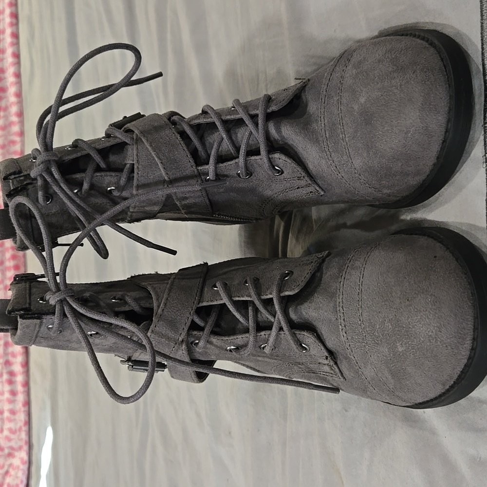 Gray Suede Boots (SZ 7)